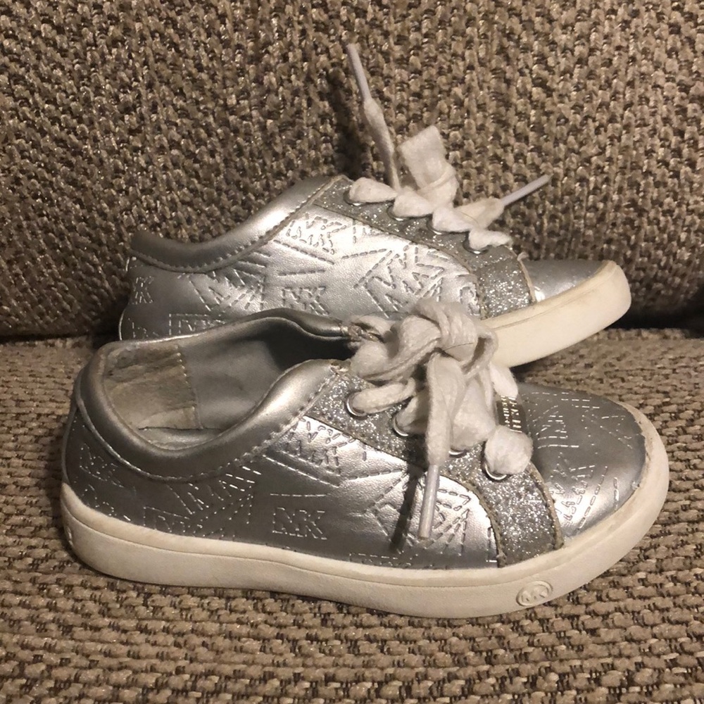 Michael Kors Fuji-T Silver Tennis Shoes 8 toddler